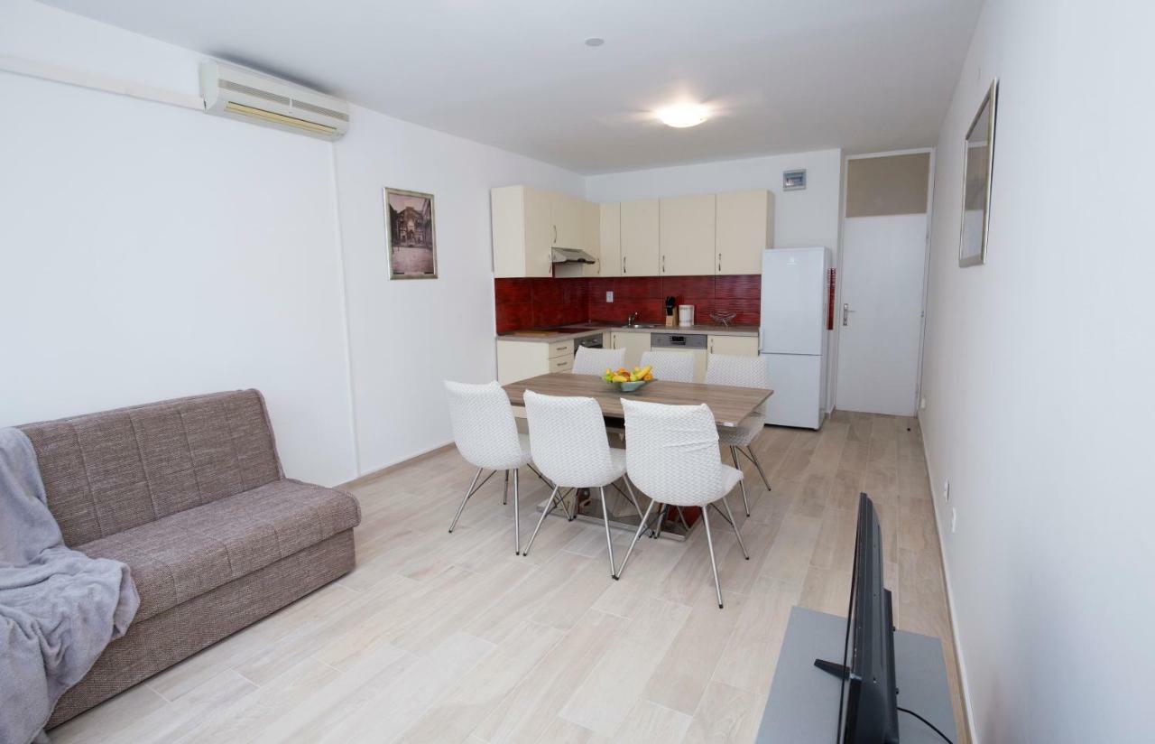 Apartments Put Plokita Smilja سبليت المظهر الخارجي الصورة